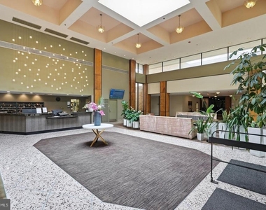 3713 S George Mason Drive - Photo Thumbnail 25