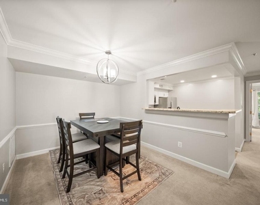 8301 Bluebird Way - Photo Thumbnail 9