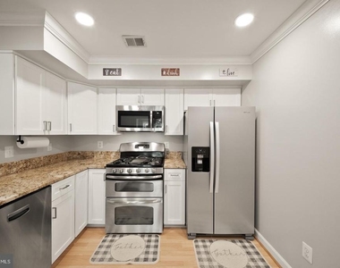 8301 Bluebird Way - Photo Thumbnail 19