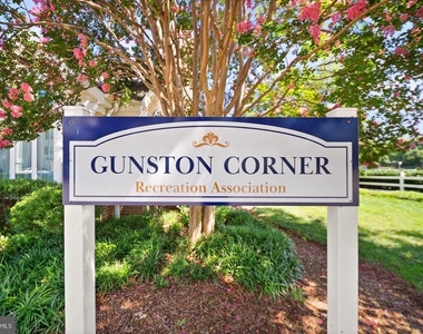 8301 Bluebird Way - Photo Thumbnail 32