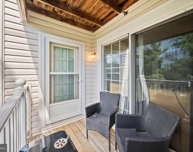8301 Bluebird Way - Photo Thumbnail 16