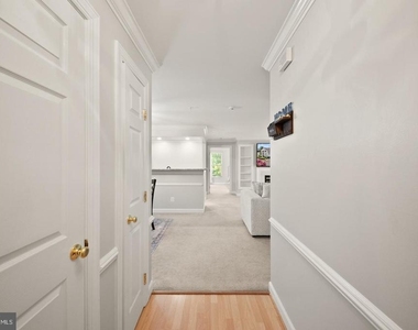 8301 Bluebird Way - Photo Thumbnail 7