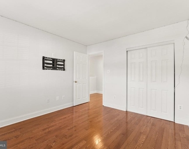 7921 Timarand Court - Photo Thumbnail 28