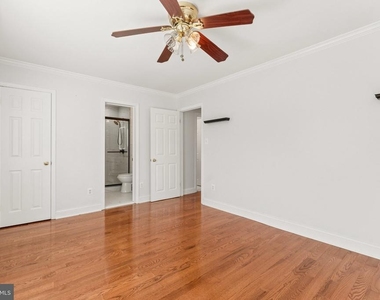 7921 Timarand Court - Photo Thumbnail 23