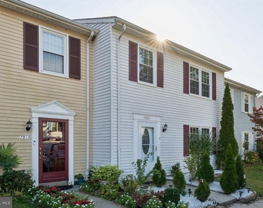 7921 Timarand Court - Photo Thumbnail 1
