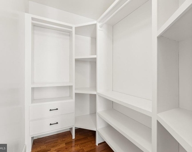 7921 Timarand Court - Photo Thumbnail 25