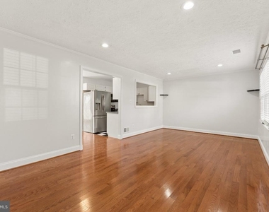 7921 Timarand Court - Photo Thumbnail 3