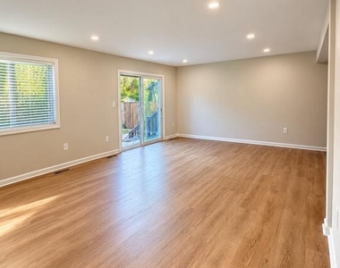 3029 Virginia Dare Court - Photo Thumbnail 10