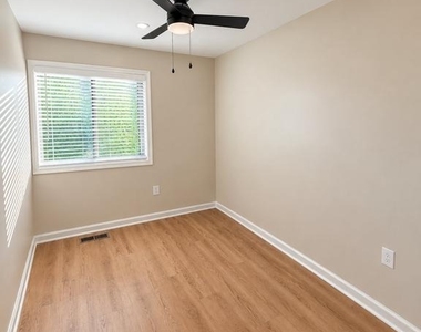 3029 Virginia Dare Court - Photo Thumbnail 21