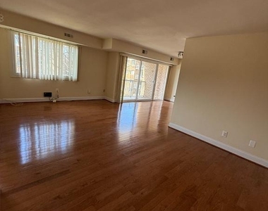 2900 Kings Chapel Road - Photo Thumbnail 4