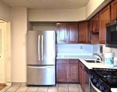 3705 S George Mason Drive - Photo Thumbnail 4