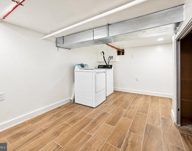 109 W Thompson Street - Photo Thumbnail 12