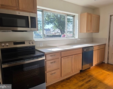 420 Lyceum Avenue - Photo Thumbnail 20