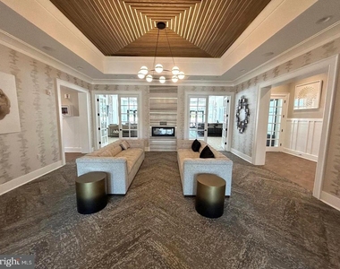 2201 Jacob Francis Way - Photo Thumbnail 3