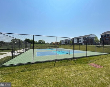 2201 Jacob Francis Way - Photo Thumbnail 12