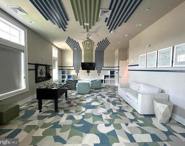 2201 Jacob Francis Way - Photo Thumbnail 15