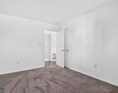 18 Dennis Court - Photo Thumbnail 23