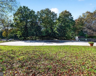 18 Dennis Court - Photo Thumbnail 32