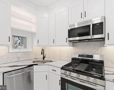 128 W Ingham Avenue - Photo Thumbnail 13
