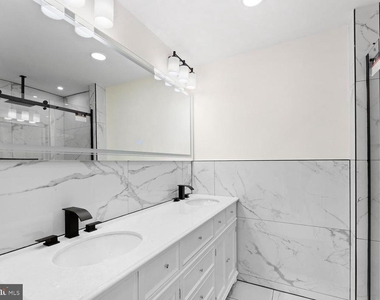 128 W Ingham Avenue - Photo Thumbnail 8