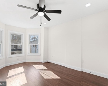 128 W Ingham Avenue - Photo Thumbnail 5