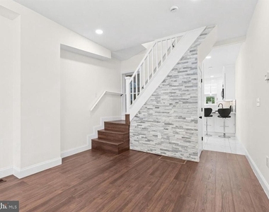 128 W Ingham Avenue - Photo Thumbnail 16