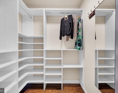 1 Clausen Court - Photo Thumbnail 13
