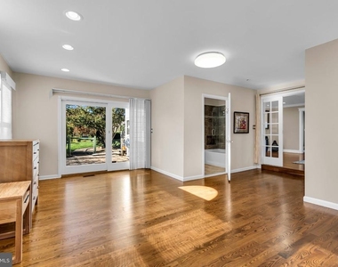 1 Clausen Court - Photo Thumbnail 12