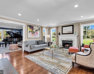 1 Clausen Court - Photo Thumbnail 9
