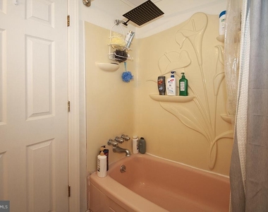 10 Sherwood Lane - Photo Thumbnail 1