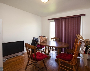 10 Sherwood Lane - Photo Thumbnail 12