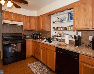 10 Sherwood Lane - Photo Thumbnail 22