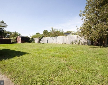 10 Sherwood Lane - Photo Thumbnail 29