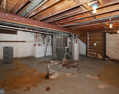 10 Sherwood Lane - Photo Thumbnail 27