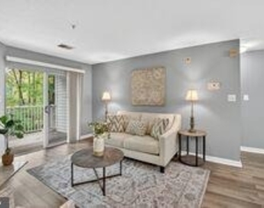 8931 Town Center Circle - Photo Thumbnail 6