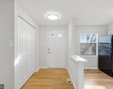 18916 Port Haven Place - Photo Thumbnail 1