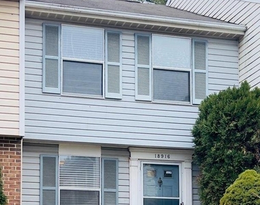18916 Port Haven Place - Photo Thumbnail 28