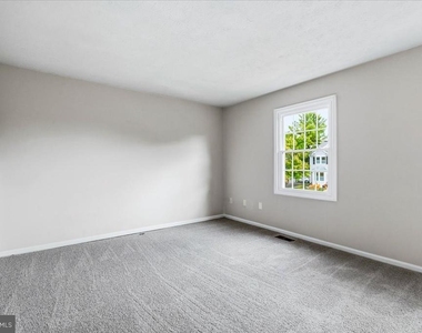 6234 N Steamboat Way - Photo Thumbnail 21