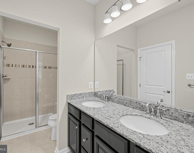 4446 Tulip Lane - Photo Thumbnail 7