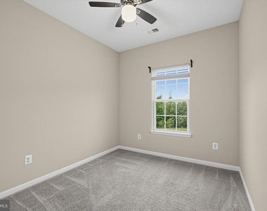 4446 Tulip Lane - Photo Thumbnail 12