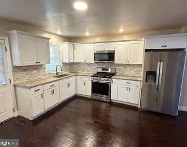 235 Riverthorn Road - Photo Thumbnail 3