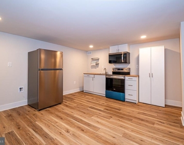 2919 Woodland Avenue - Photo Thumbnail 5