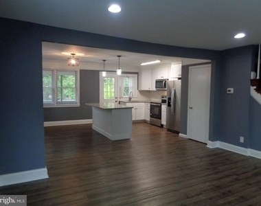 7607 Daniels Avenue - Photo Thumbnail 7
