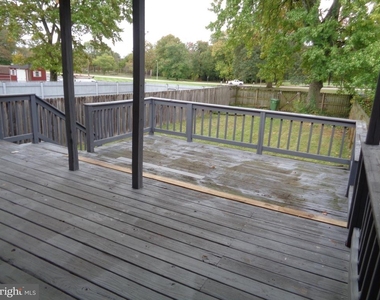 7607 Daniels Avenue - Photo Thumbnail 30