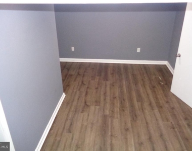 7607 Daniels Avenue - Photo Thumbnail 16