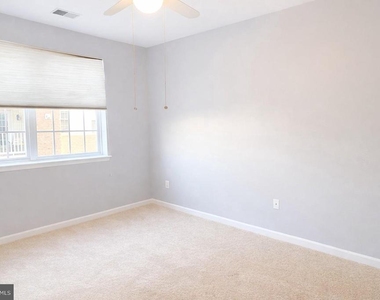 2605 Chapel Lake Drive - Photo Thumbnail 8