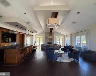 7521 Calais Way - Photo Thumbnail 30