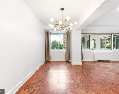 4201 Cathedral Avenue Nw - Photo Thumbnail 14