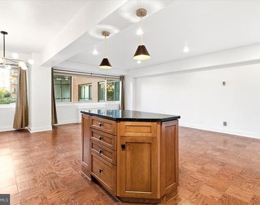 4201 Cathedral Avenue Nw - Photo Thumbnail 22
