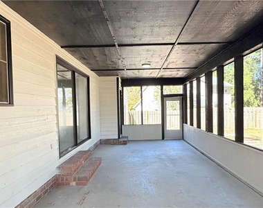 609 Lufkin Circle - Photo Thumbnail 5